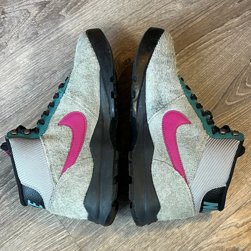 Nike Hoodland Gray Suede Leather Aqua Fuschia High Top Boots Mens 9 UK 8 EU 42.5